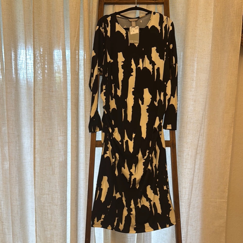 H&M Black and Cream Sheath Dress Long Sleeve Cocktail